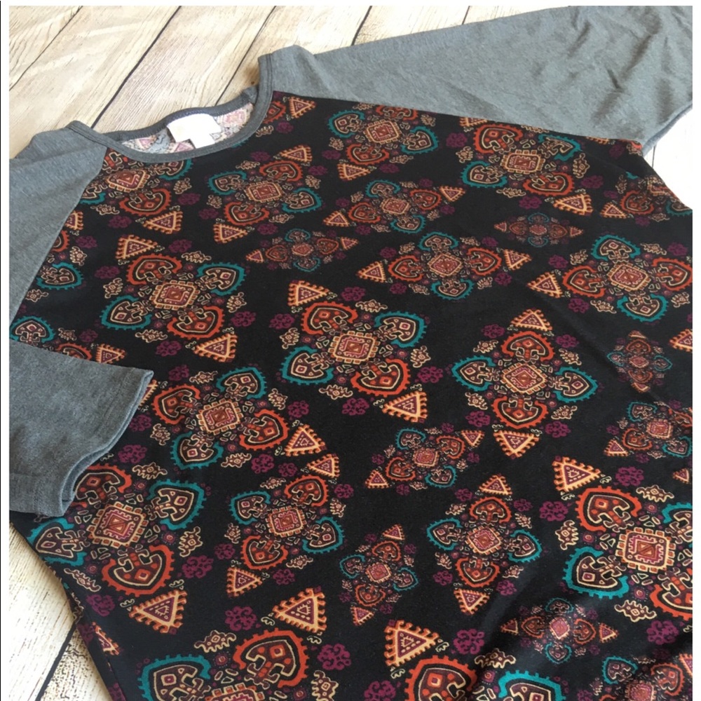 LuLaRoe long sleeve Randy top